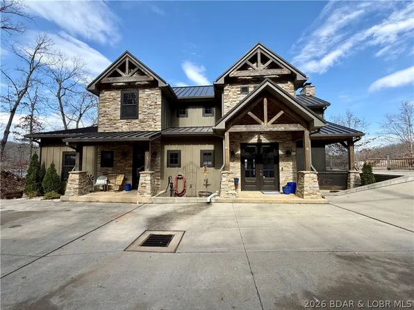 7685 Eagle Bay Dr, Gravois Mills, MO 65037