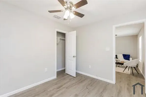 4641 Valdez Dr — Photo 14
