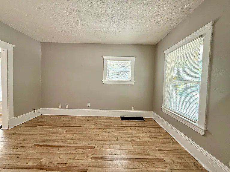 2602 Vega Ave — Photo 11