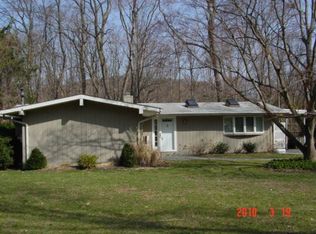 27 Biltom Rd, White Plains, NY 10607