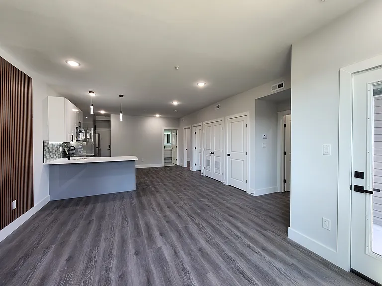 1108 W Dauphin St #6B — Photo 6