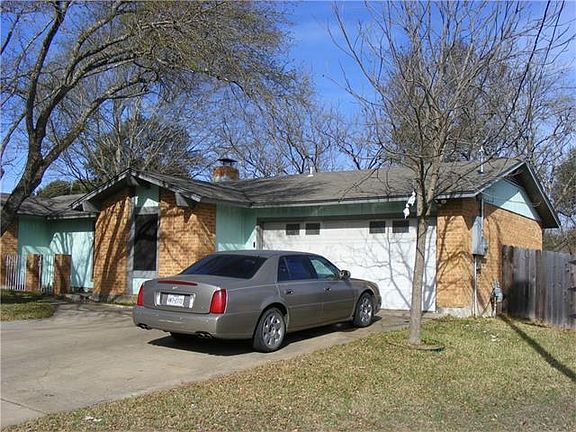 2nd image of 207 Fawnfield Dr