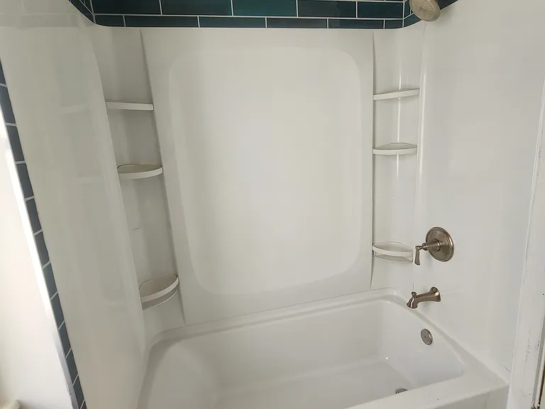 1027 E Center St #6 — Photo 7