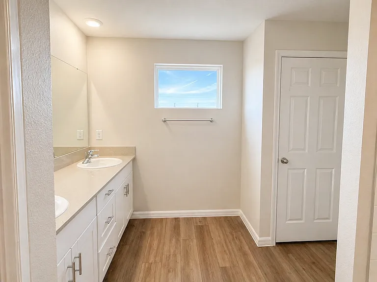 1305 Current Pl — Photo 32