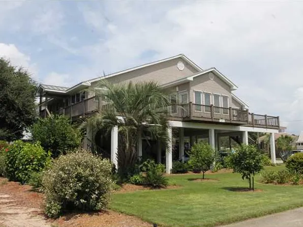 2073 Apalachee Dr, Port Saint Joe, FL 32456