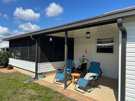 2nd image of 2743 S Flamingo Rd