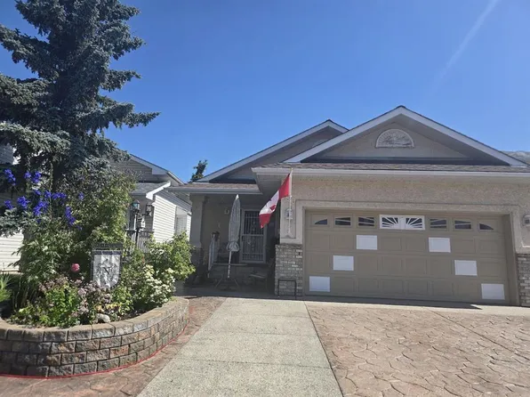 180 SW Hidden Vale Close NW, Calgary, AB T3A 5C7