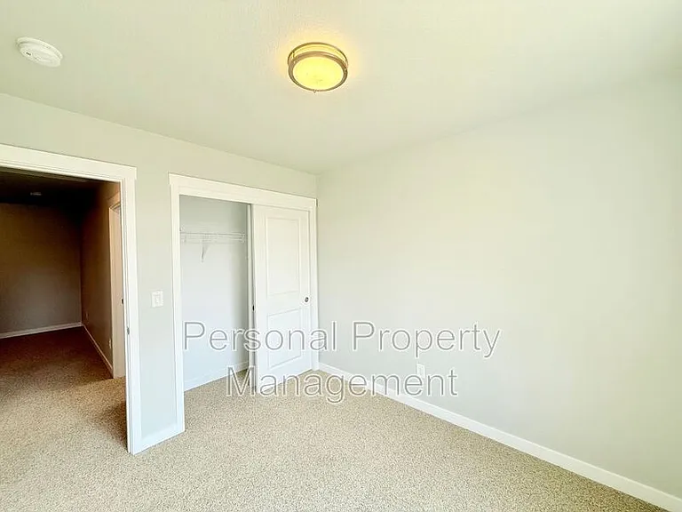 417 NE Repass Rd #2 — Photo 21