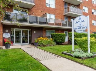 L'Alpin Apartments, Collingwood, ON L9Y 4C1