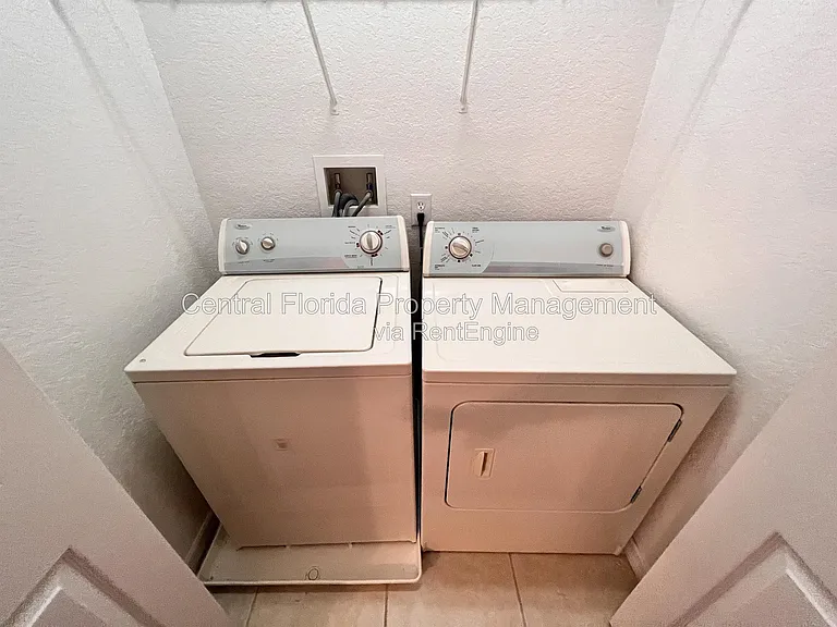 2342 Aloha Bay Ct — Photo 16
