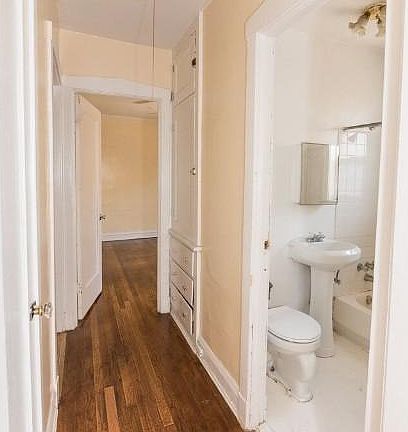 3rd image of 6637 N Newgard Ave #723