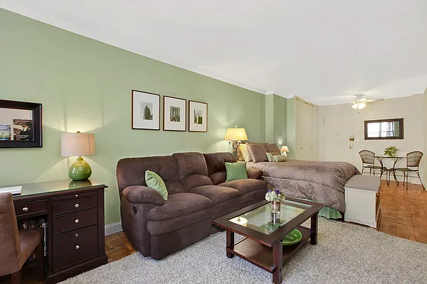 Sold by Corcoran | media 19