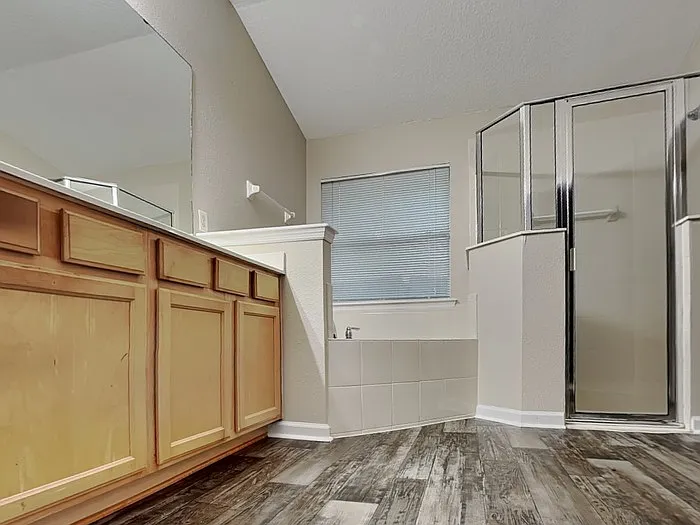 916 Bonaparte Landing Ct — Photo 7