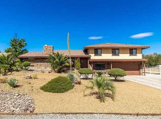 18990 Caballero Dr, Apple Valley, CA 92308