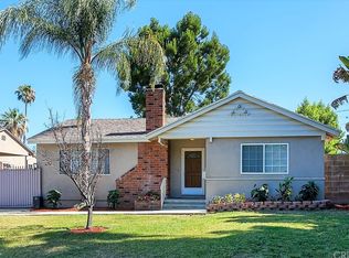 19658 Sylvan St, Tarzana, CA 91335