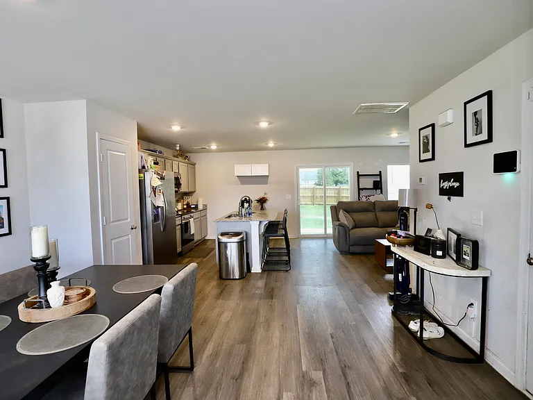 210 Bevington Brook Ln — Photo 8