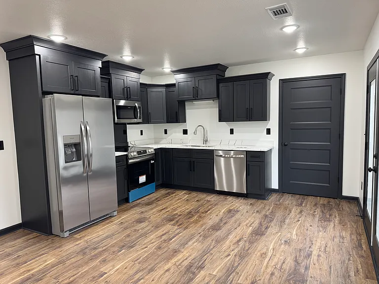 2310 Rector Rd — Photo 4