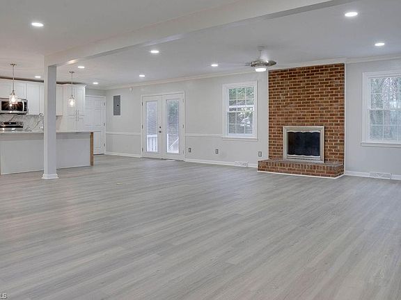 5th image of 3804 Hardwick Dr