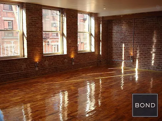 Rented by Bond New York | media 18