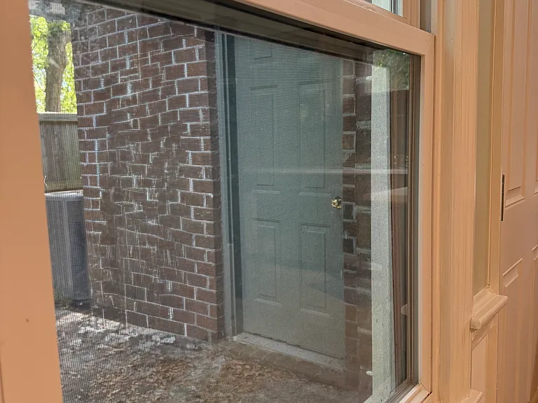 10 Commercial Row — Photo 9