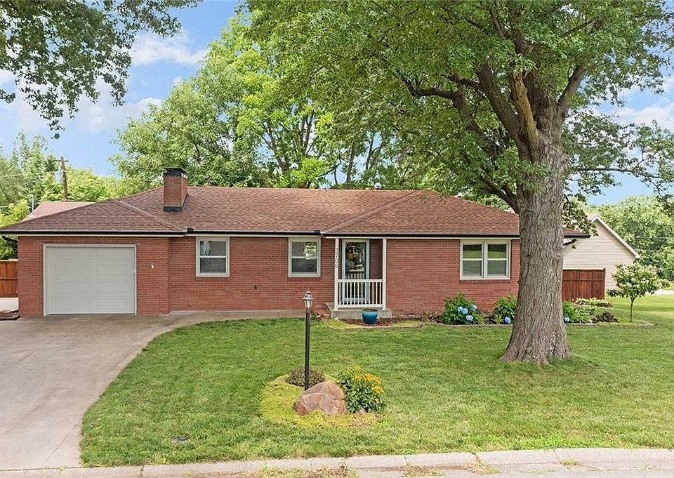 1st image of 3706 W Nickell Ter