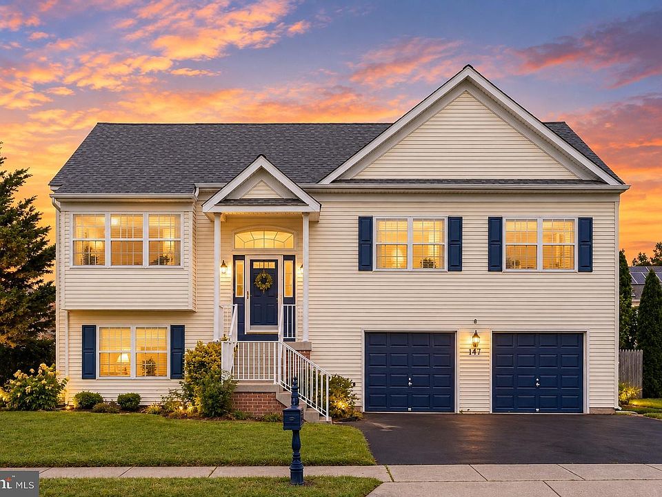 1st image of 147 Tradewinds Dr