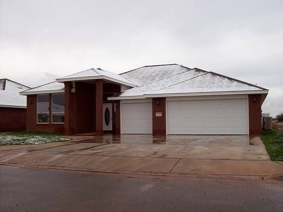 1st image of 2720 Northglen Dr