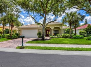 3807 Recreation Ln, Naples, FL 34116