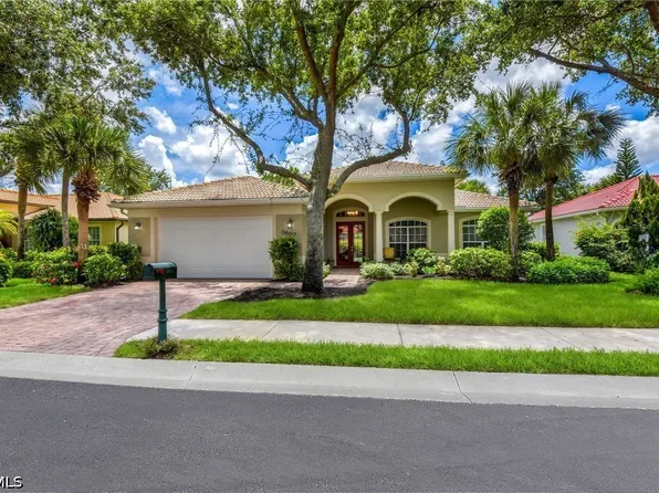 3807 Recreation Ln, Naples, FL 34116