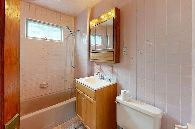 11 Sterling St #11 — Photo 15