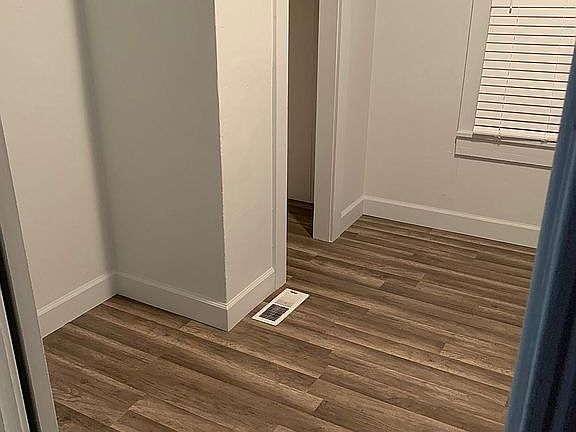 5th image of 2721 W 6th Ave