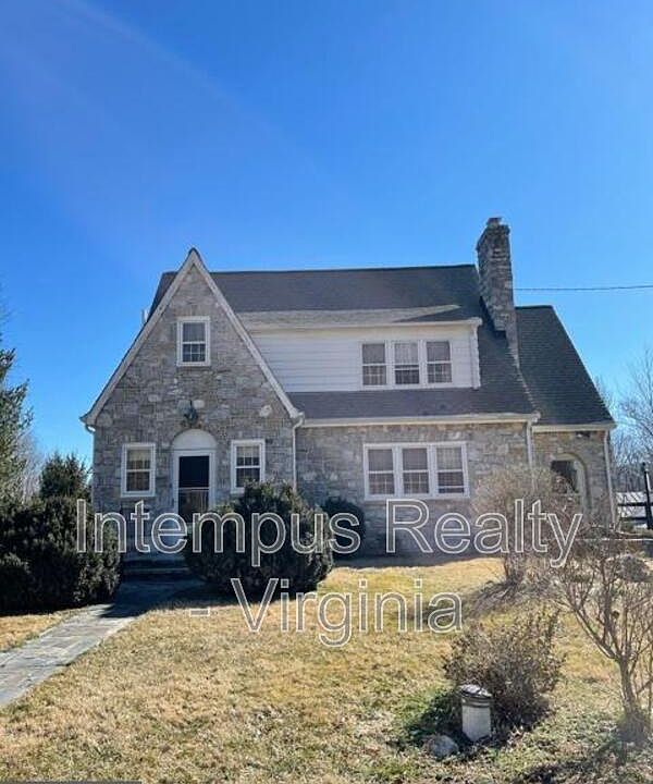 2nd image of 2663 Halfway Rd