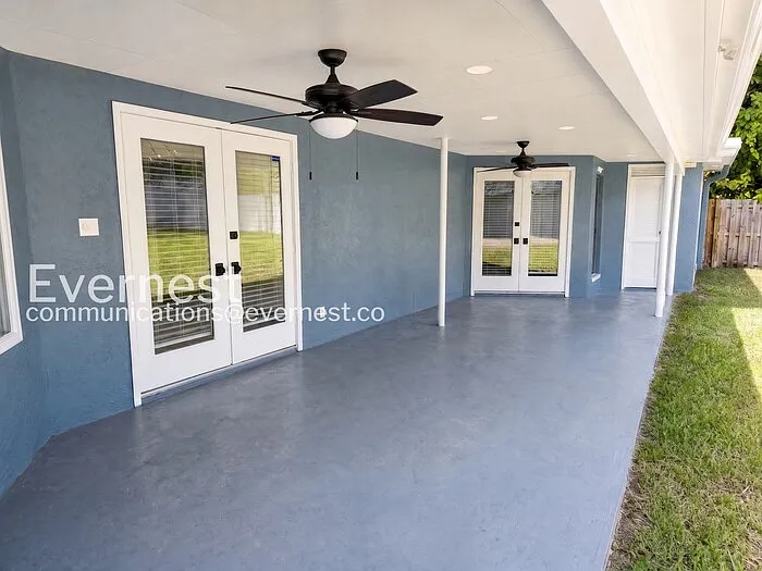 1915 W Orient St — Photo 29