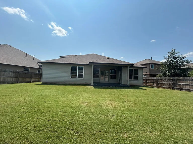338 Oak Creek Way — Photo 36
