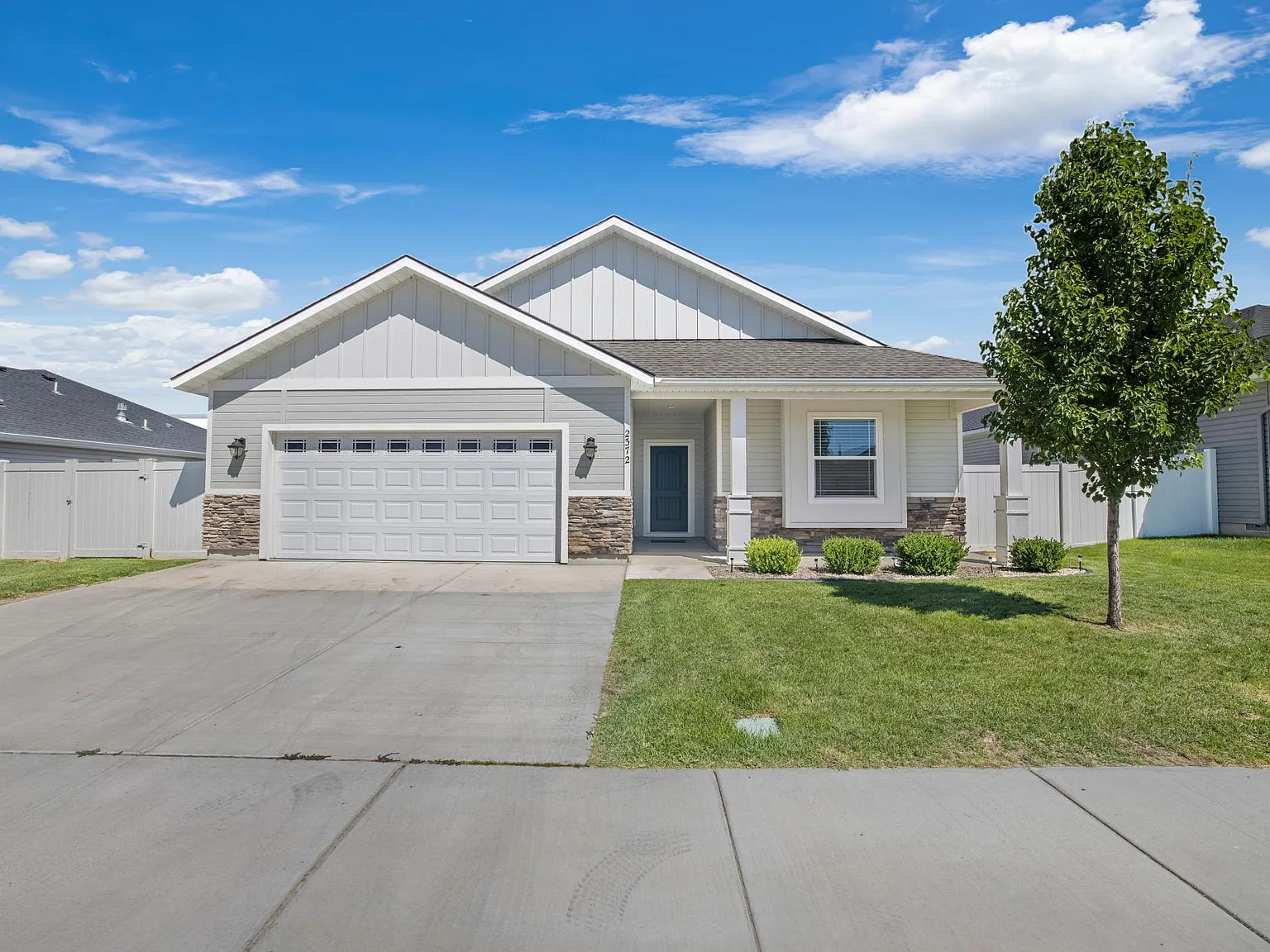 3 bed, 1500 sqft, $2,100 — Photo 1