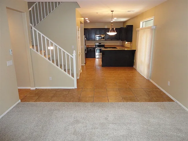 6511 S 72nd Ave — Photo 5