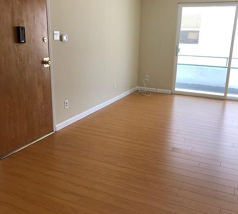 5th image of 8616 Gregory Way APT 4