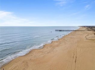 3738 Sandpiper Rd APT 231B, Virginia Beach, VA 23456
