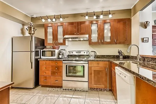 1131 Steeles Ave W #609 — Photo 1