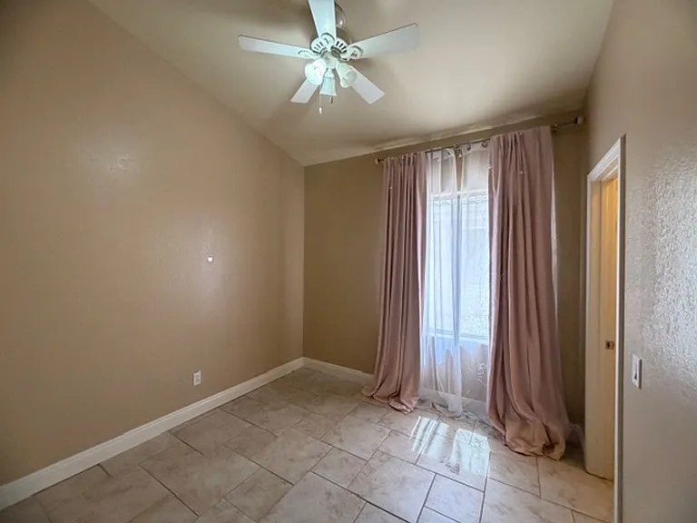 3021 Pismo Beach Dr — Photo 10