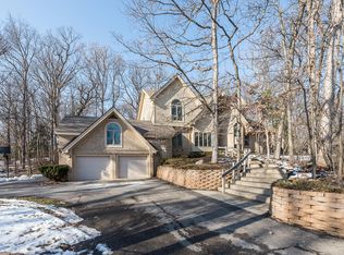 2925 Exmoor Rd, Ann Arbor, MI 48104