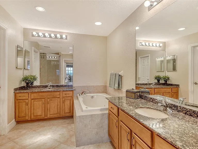 5100 Jessie Harbor Dr #504 — Photo 34