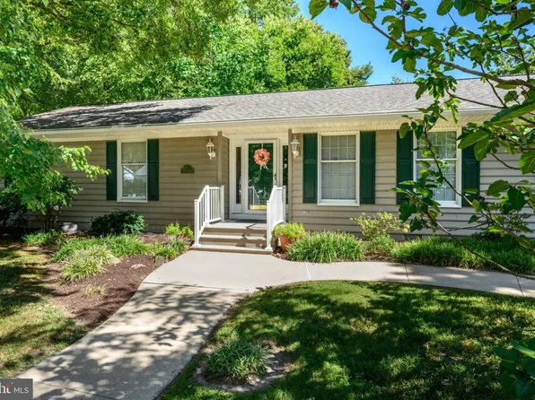 7035 Pine Ridge Rd, Easton, MD 21601