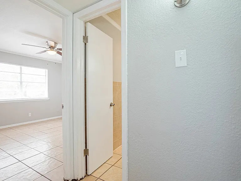 3313 Johnson Ave #16 — Photo 18