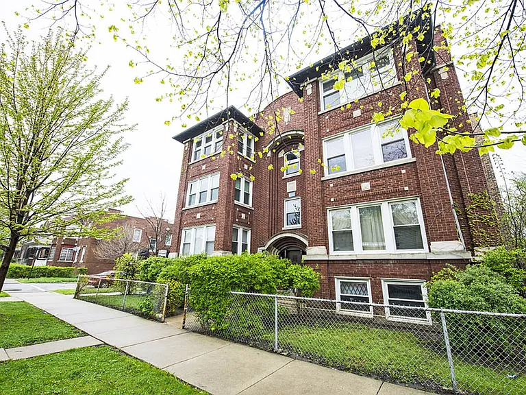 8001-03 S May St #1113-W — Photo 17