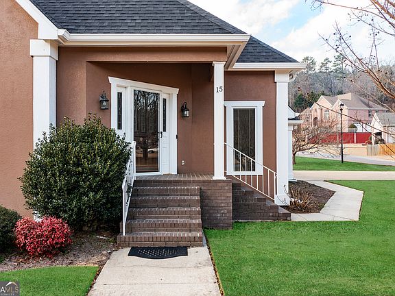 4th image of 15 Saddlebrook Dr SE