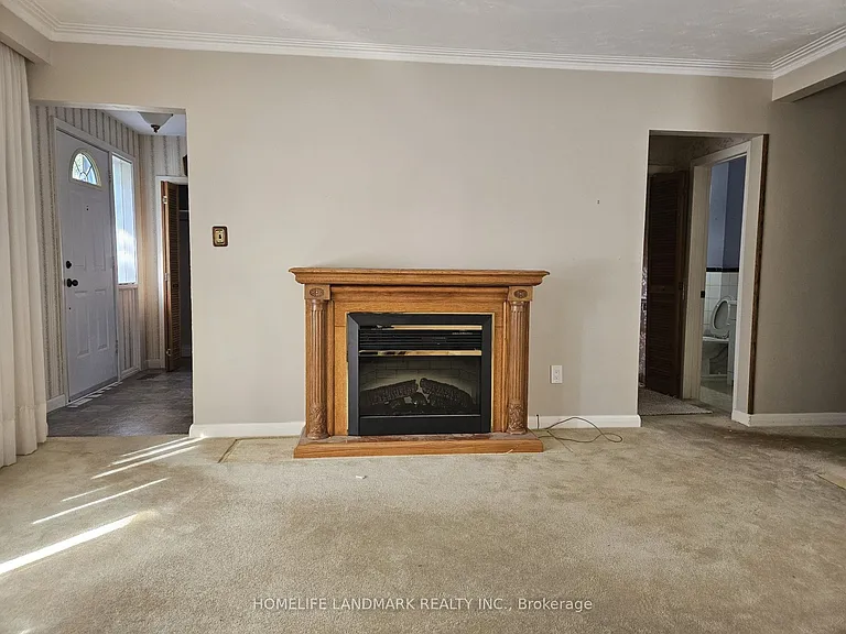 147 Fitzgibbon Ave #MAIN — Photo 6