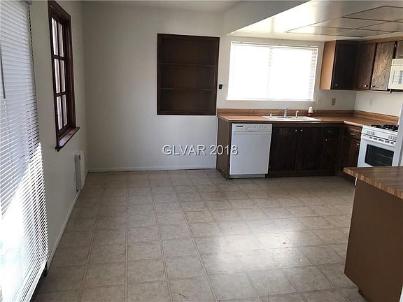 5th image of 3666 Braewood North Ave