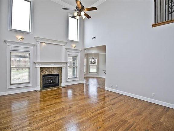 3rd image of 1621 Whippoorwill Ln