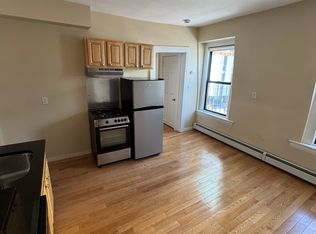 232 Cambridge St APT 12, Boston, MA 02114